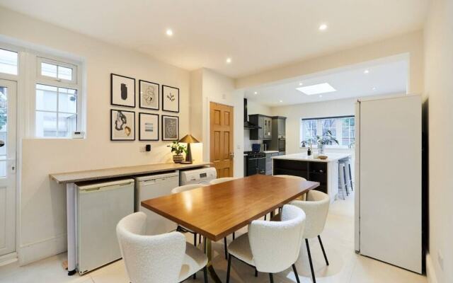 The Redbridge Sanctuary - Spacious 3bdr House With Garden