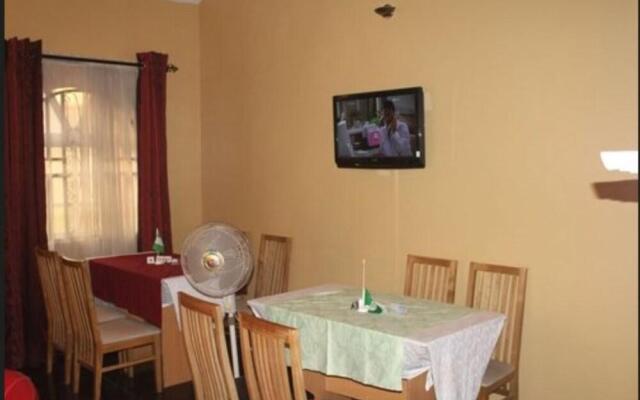 Cristabol Apartments