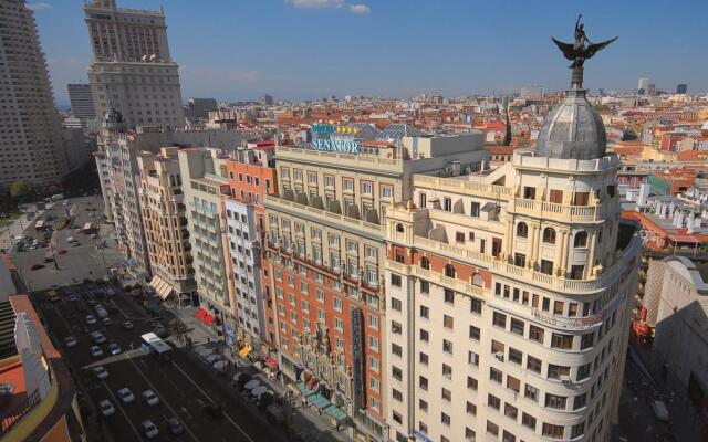 Hostal Gran Via 44