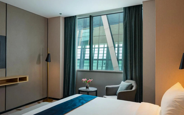 Anara Airport International Hotel