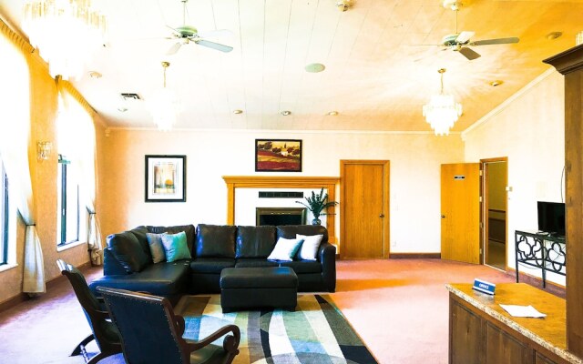 Zion Suites of Hildale