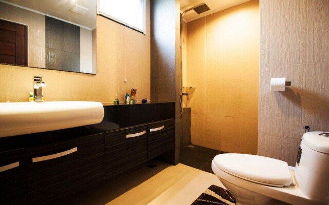 Hyde Park Residence by Pattaya Sunny Rentals