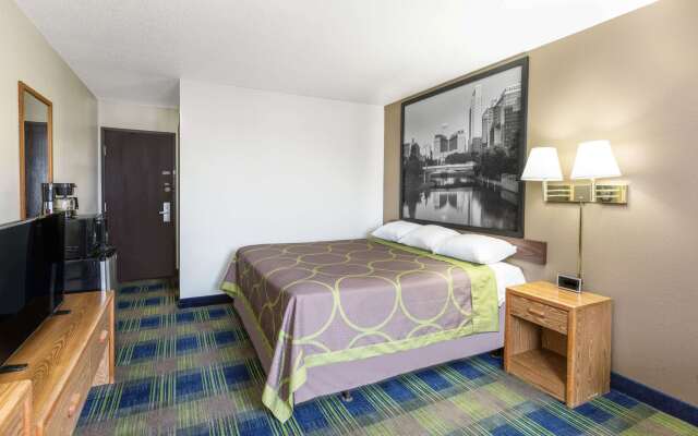 Super 8 by Wyndham Columbus