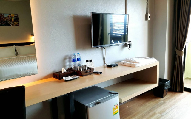 Room 2 U Hostel & Guesthouse