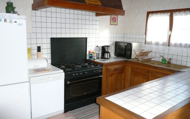 House With 8 Bedrooms in Fleurac, With Pool Access, Furnished Garden a