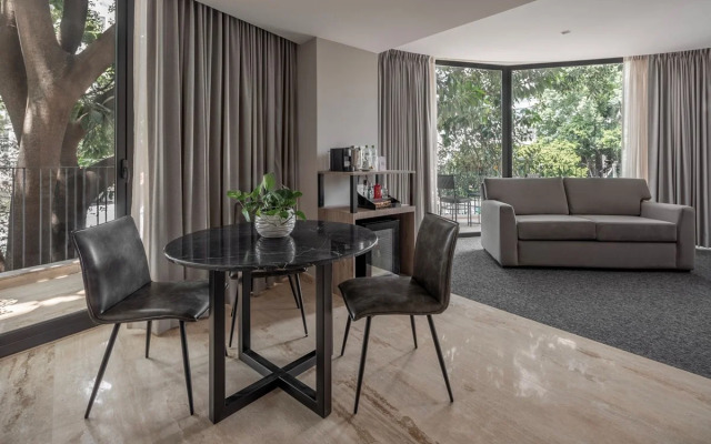 Hotel Elements by Marquis