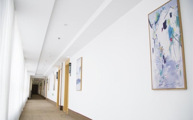GreenTree Inn Yangzhou Shiqiao Town Jianyang Building – Hotel Rooms – Yangzhou