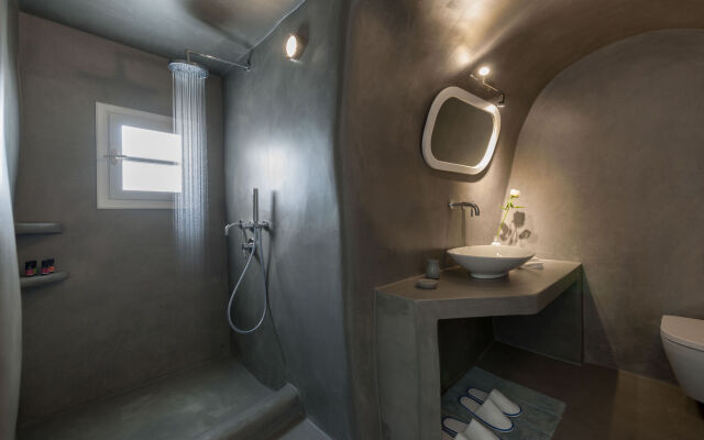 Thirea Suites & Studios - Adults Only