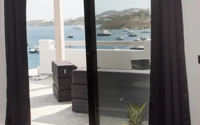 Luxury Sea House Ornos