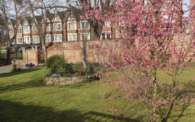 Aylestone Court Hotel