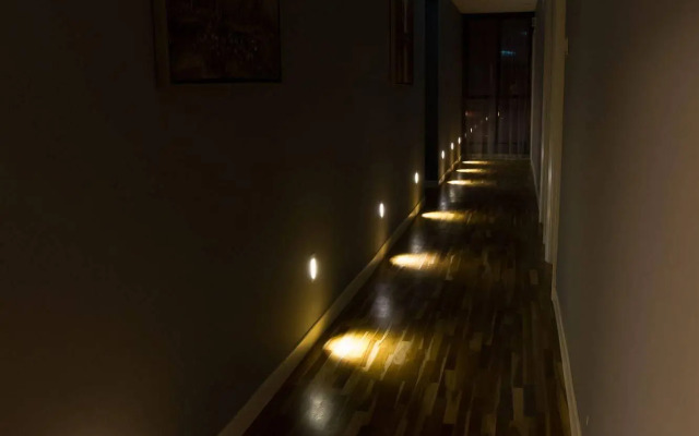 Mood Hotel