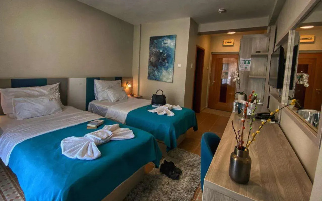 MonteBay Perla