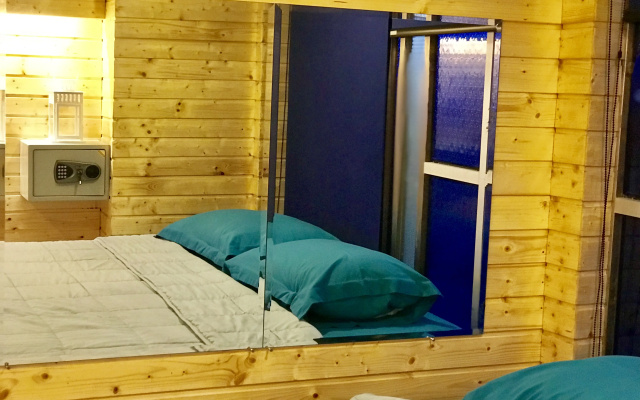Blu Cabin Ari Stylish Poshtel