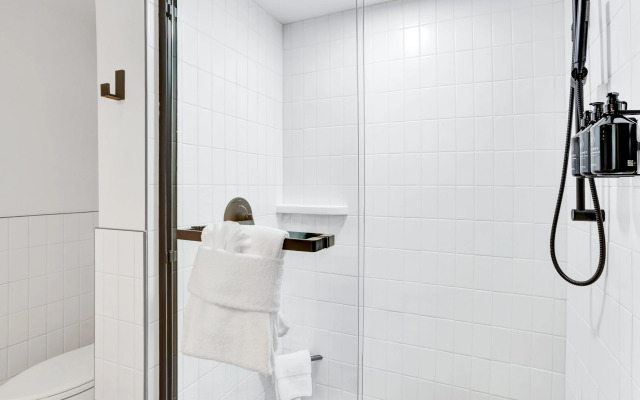 Hotel Indigo Minneapolis Downtown by IHG