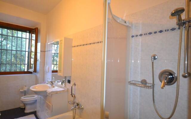 Charming Villa in Tuscany With Swimming Pool