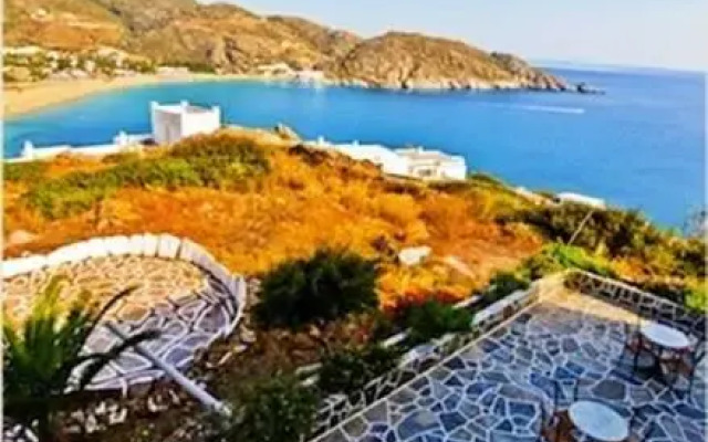 Acropolis Hotel