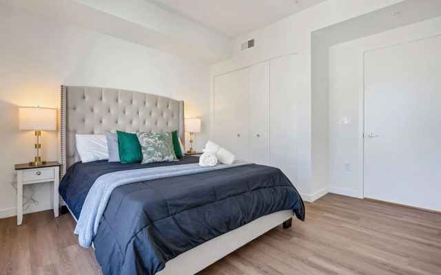 Luxury 2BR by Oneluxstay