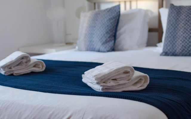 2BR Apt in the City Center and near the Beach