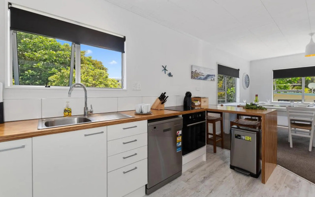 Bluebird - Mangawhai Heads Holiday Home