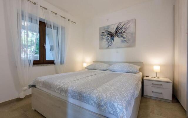 Apartment Anton 61 pax