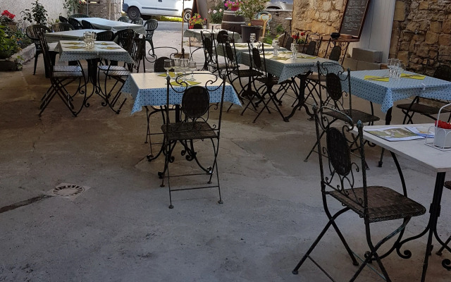 Hôtel des Voyageurs