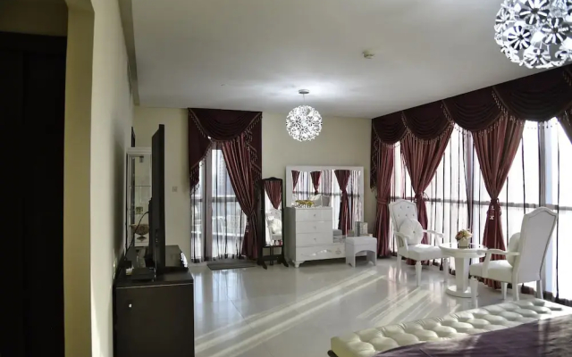 3 BR Spectacular view in Marina