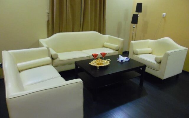 Madaen 1 Hotel