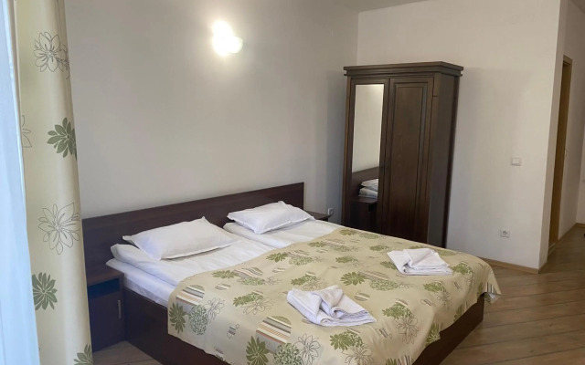 Stream Resort