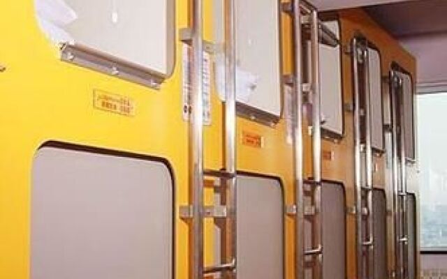 Woke Home Capsule Apartment