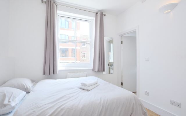Elegant Oxford Street Apartments