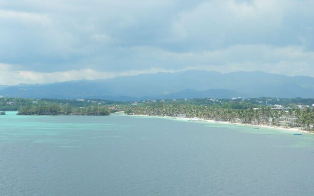 Bolabog Beach Resort