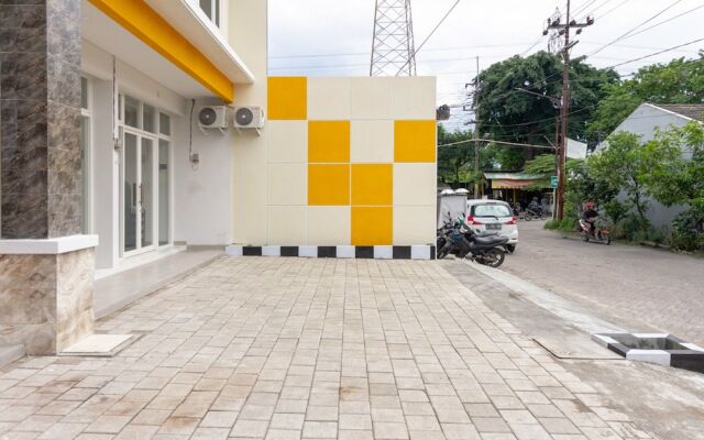 RedDoorz Syariah @ Kebraon