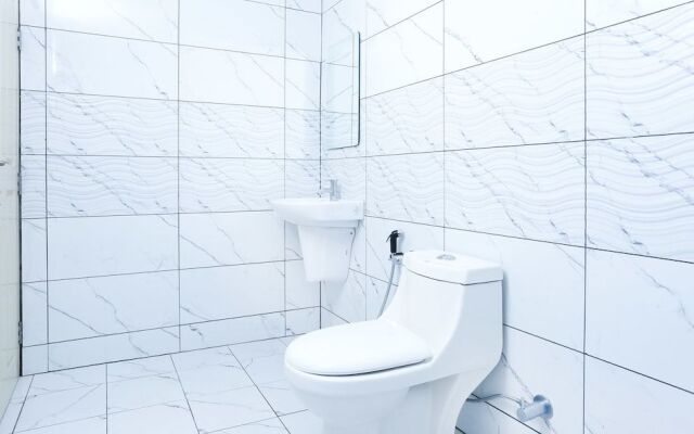 Treebo Cmks Habitat Center, Cochin