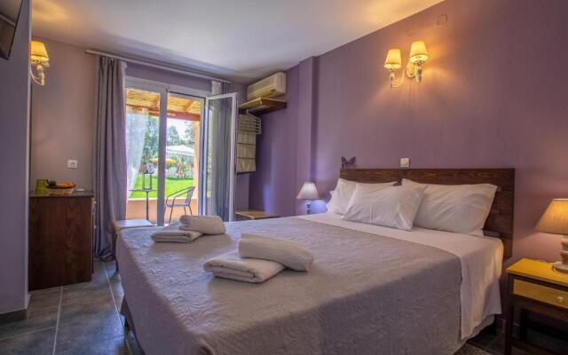 Tellis Holiday Rooms