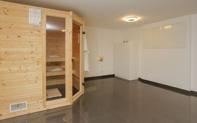 Plush Villa in Trogir With Sauna & Whirlpool