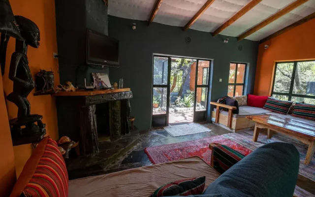 Punda Milias Lodge