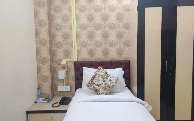Hotel Rising Sun