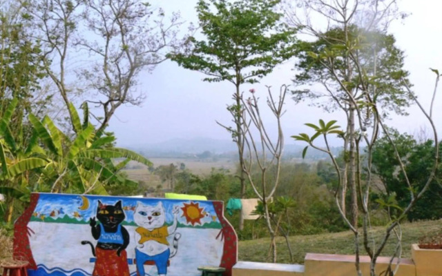 Norn Pai Norn Play Guesthouse