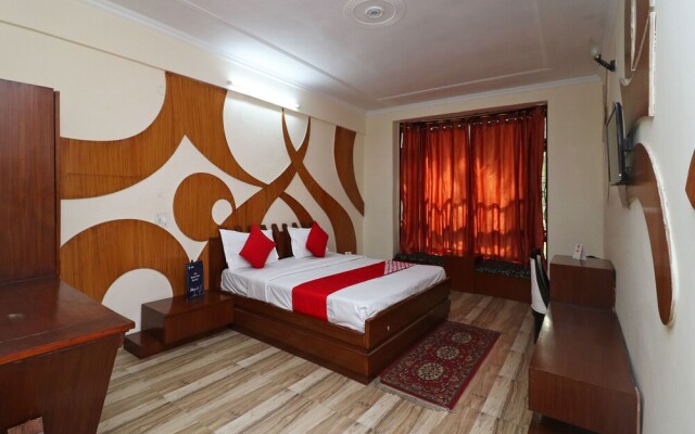 OYO 1820 Hotel Prim Rose