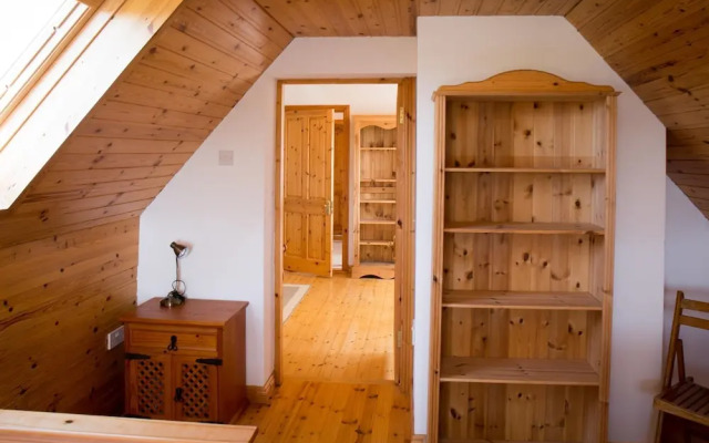 Aistara, Ballyconneely