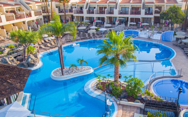 Royal Sunset Beach Club