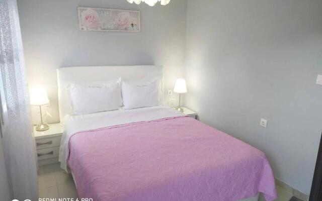 Ormos View Apartments