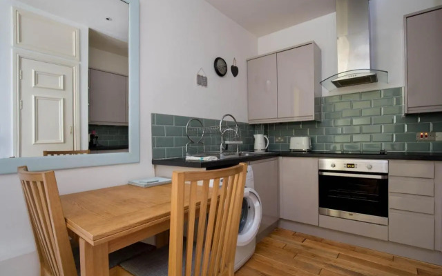 Sunshine On Leith Apartment