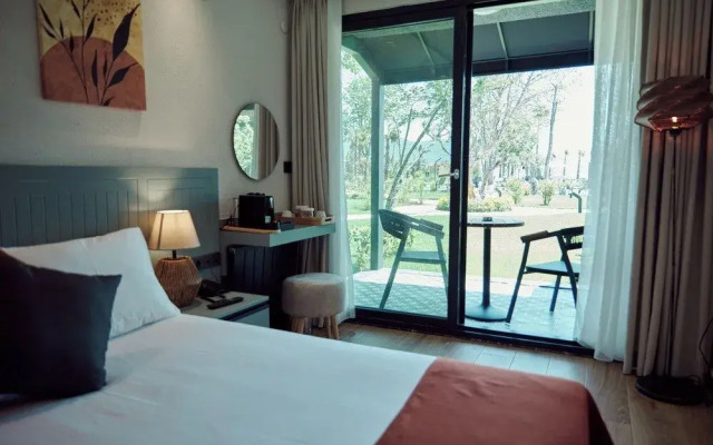 Parmos Otel