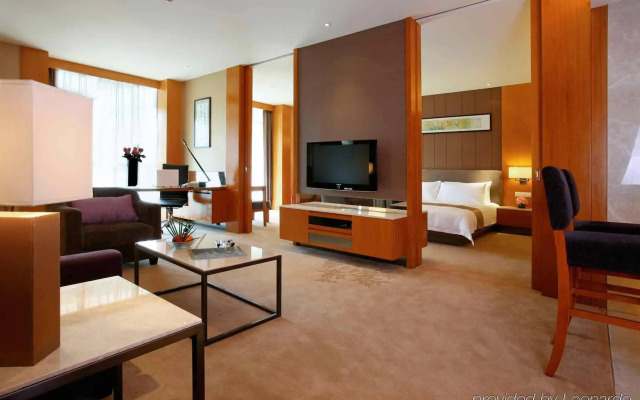 Dongguan Forum Hotel and Apartment