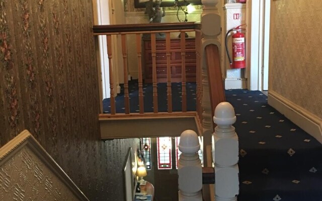 Hillcrest Guest House