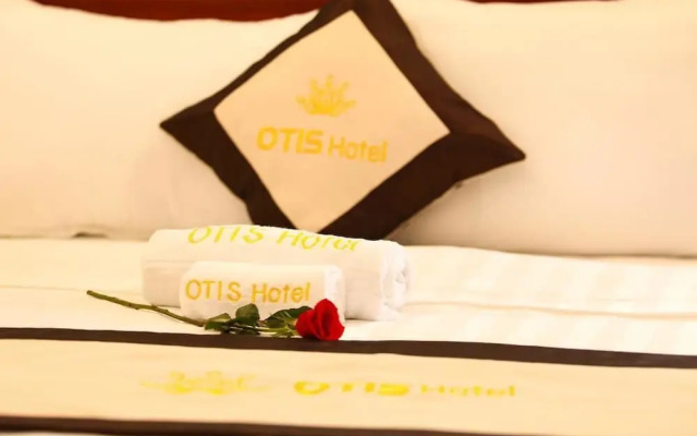 Otis Hotel