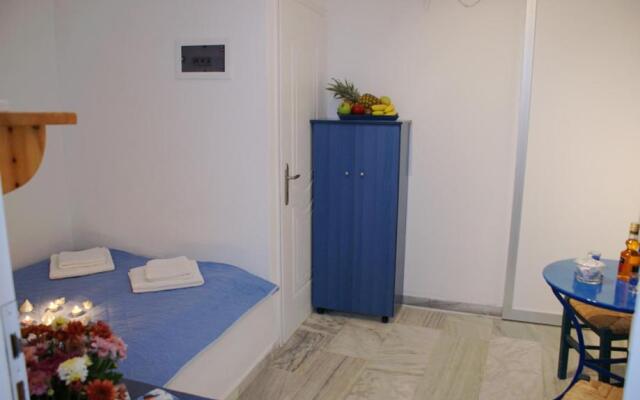 Athina Apartments Naxos Town