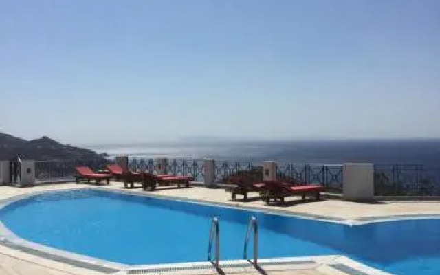 Kolitsani View Hotel