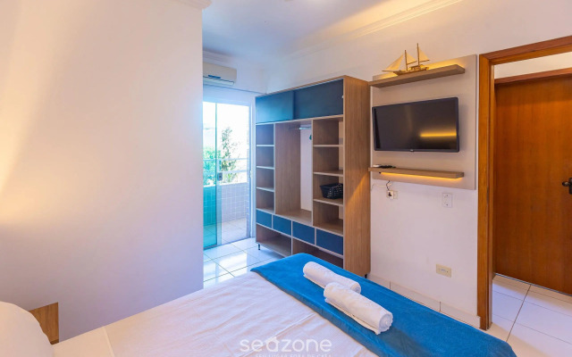 Lindo apto com varanda e churrasqueira ECU102